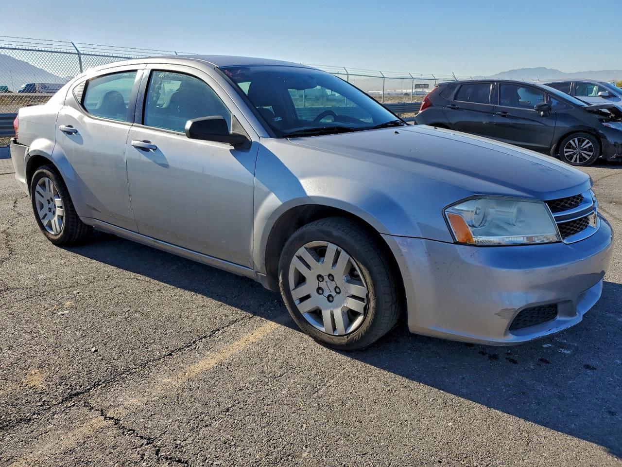 2014 Dodge Avenger Se - zdjęcie 4