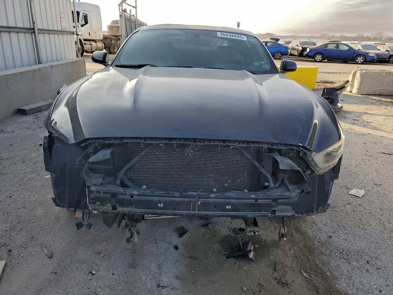 2016 Ford Mustang - zdjęcie 5