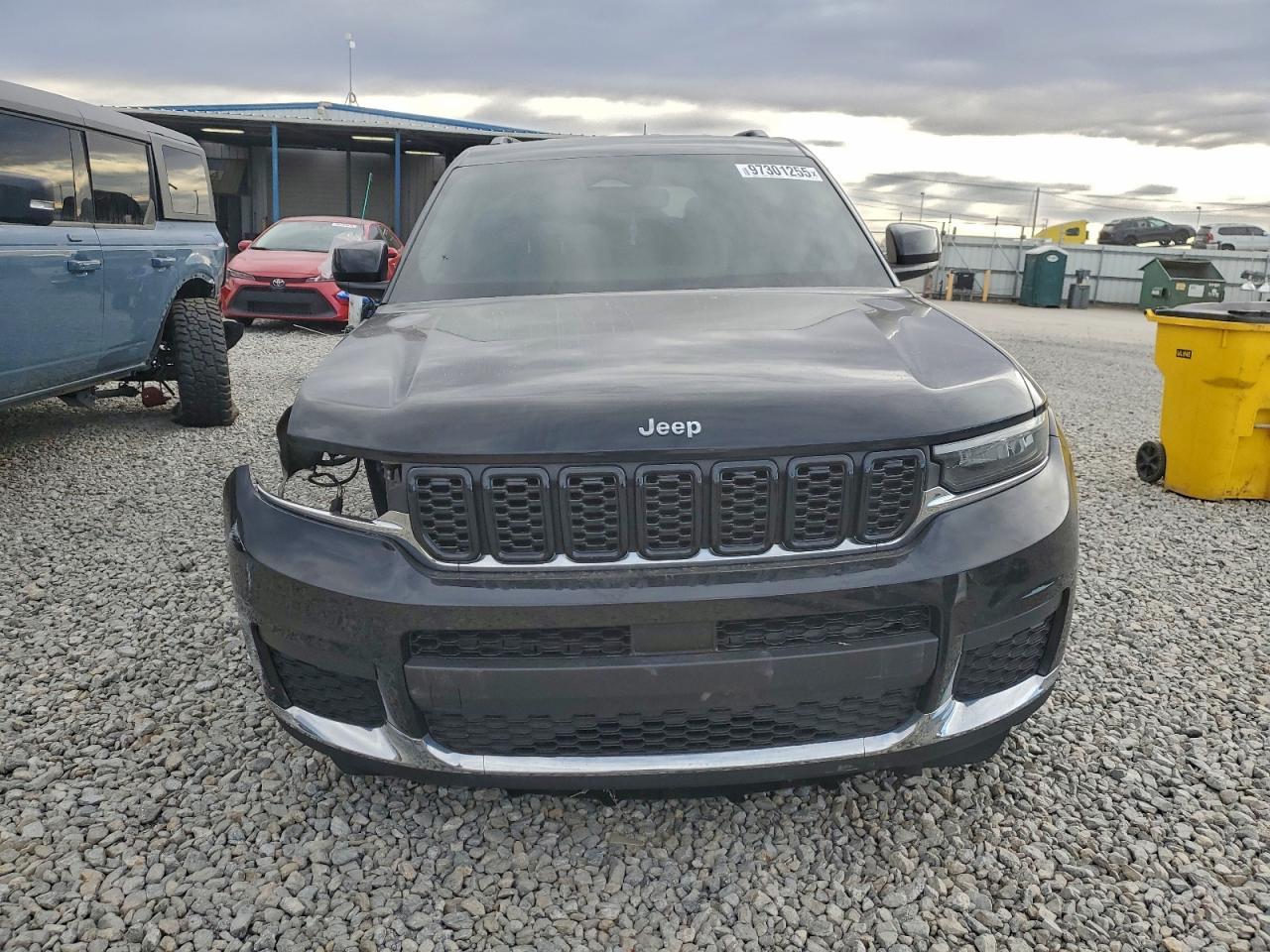 2023 Jeep Grand Cherokee L Laredo - zdjęcie 5