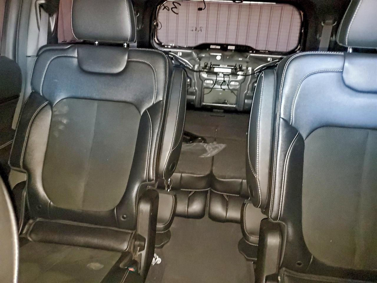 2023 Jeep Grand Cherokee L Laredo - zdjęcie 10