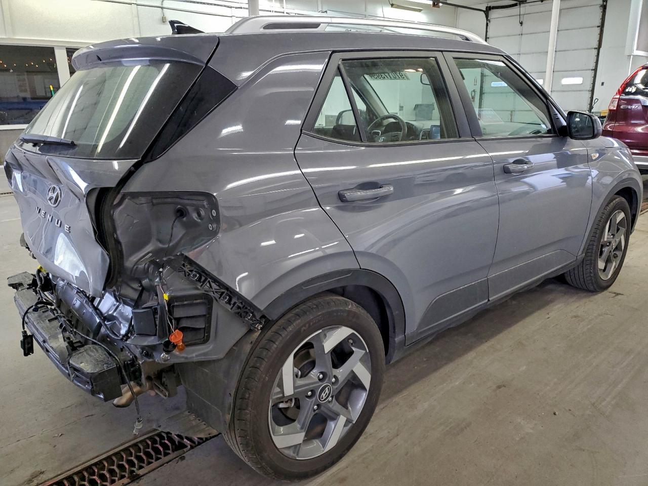 2022 Hyundai Venue Sel - zdjęcie 3