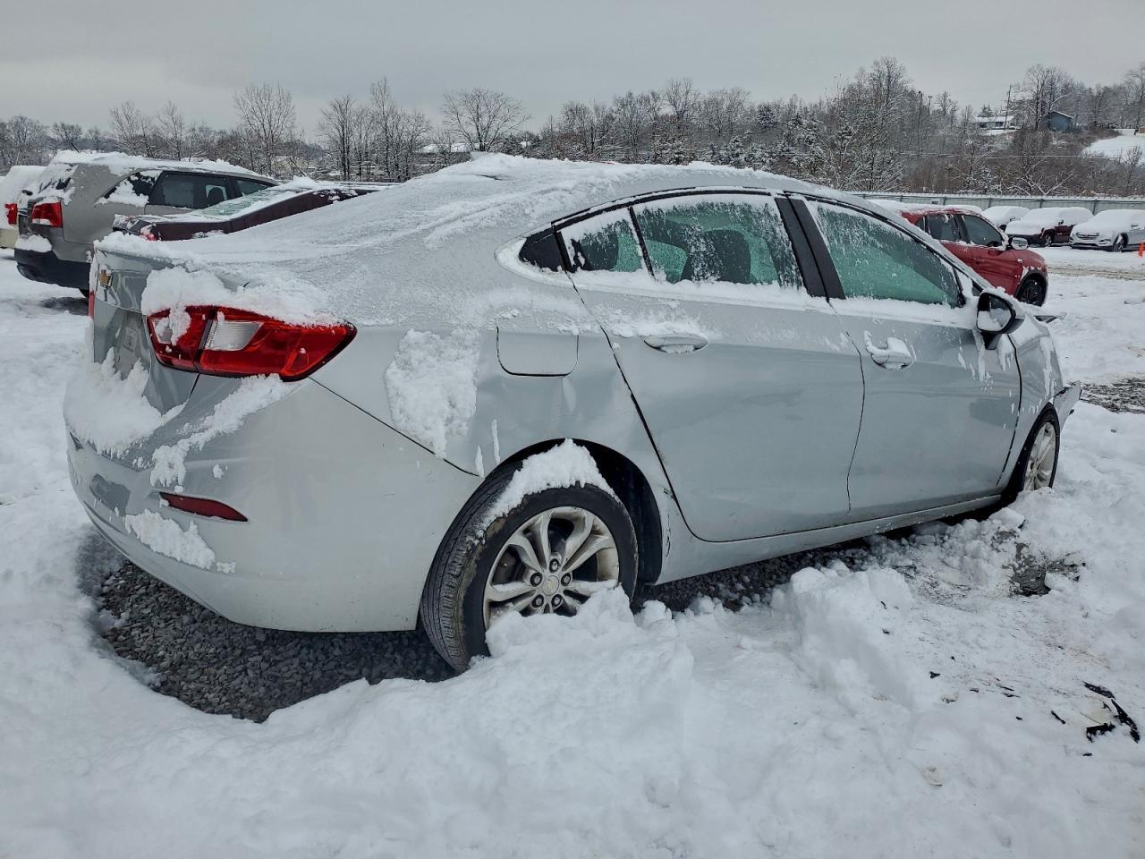 2019 Chevrolet Cruze Lt - zdjęcie 3
