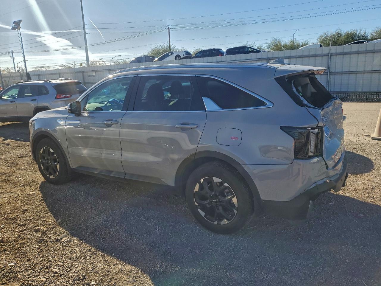 2025 Kia Sorento - zdjęcie 2