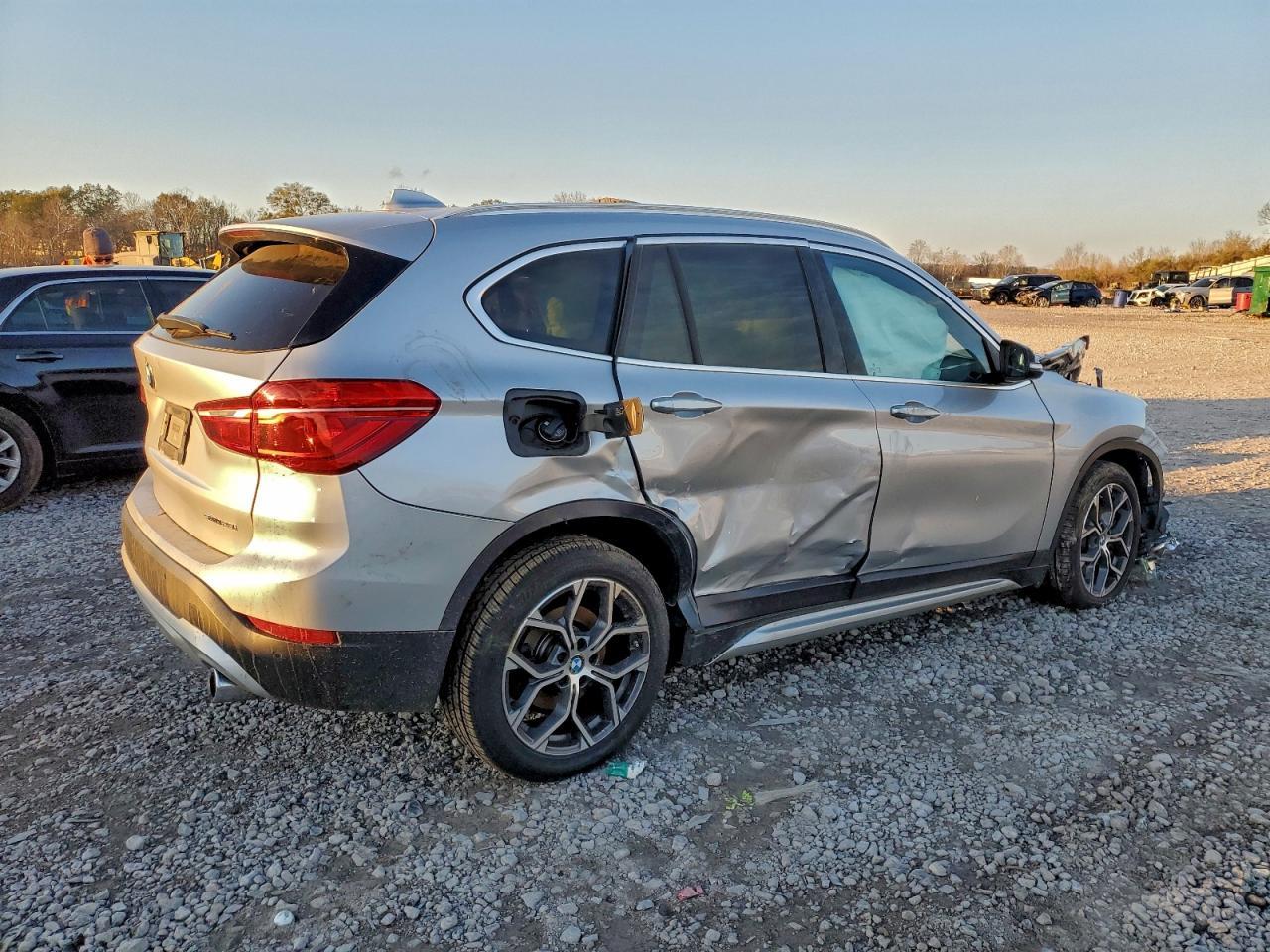 BMW X1 - zdjęcie 3