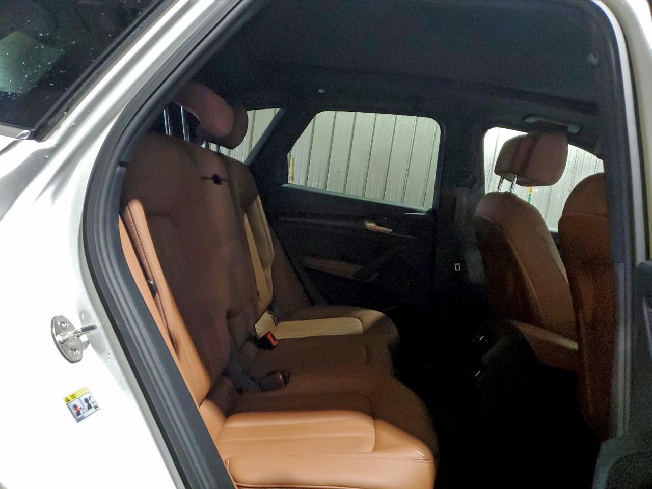 2022 Audi Q5 Premium Plus 45 - zdjęcie 11