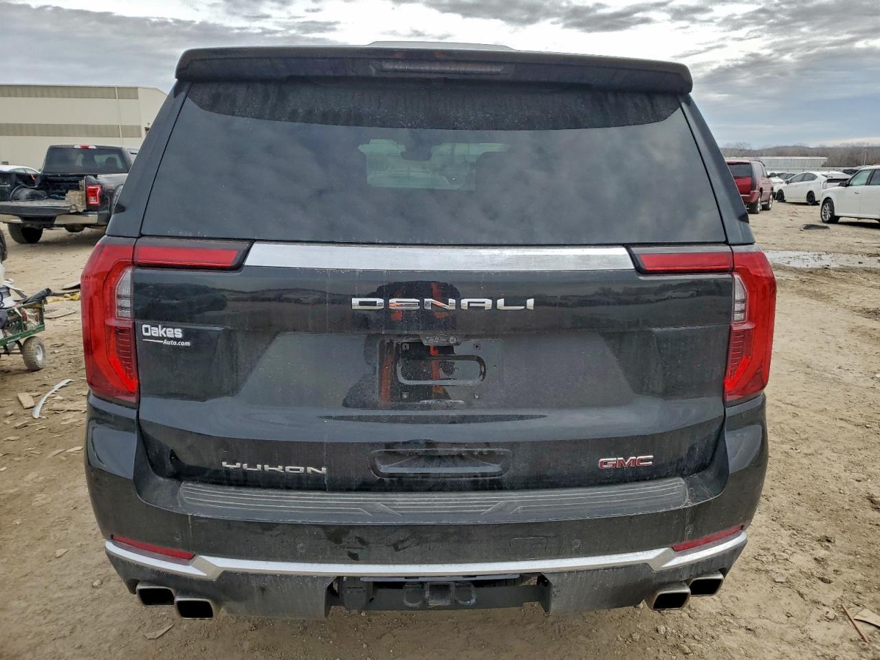2025 GMC Yukon Denali - zdjęcie 6