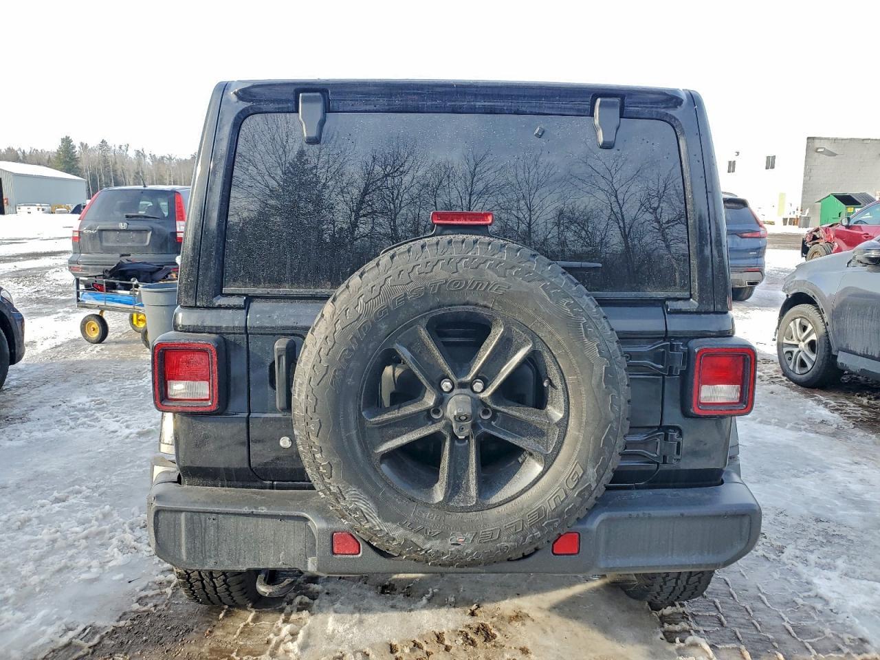 2019 Jeep Wrangler Unlimited Sahara - zdjęcie 6