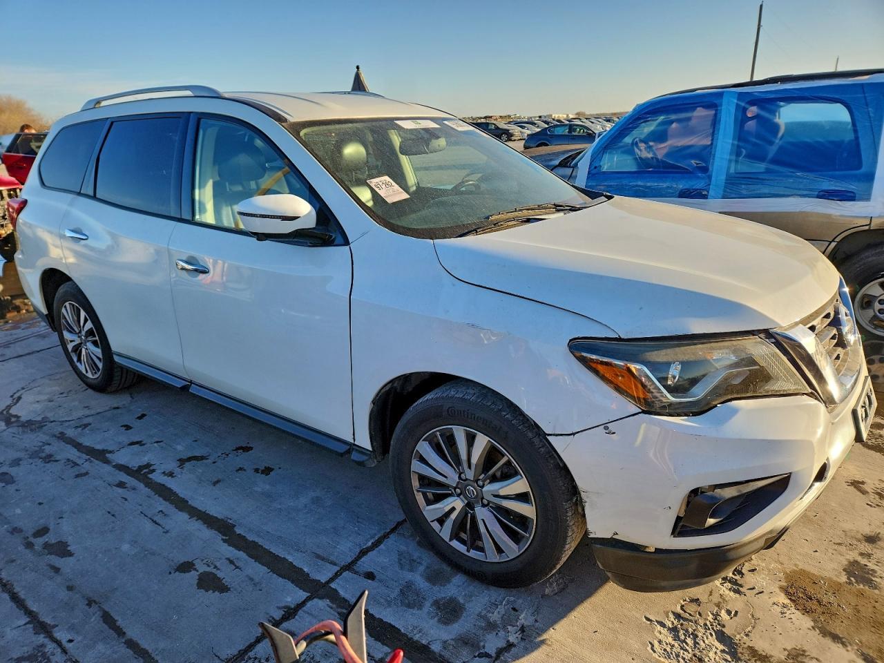 2019 Nissan Pathfinder S - zdjęcie 4