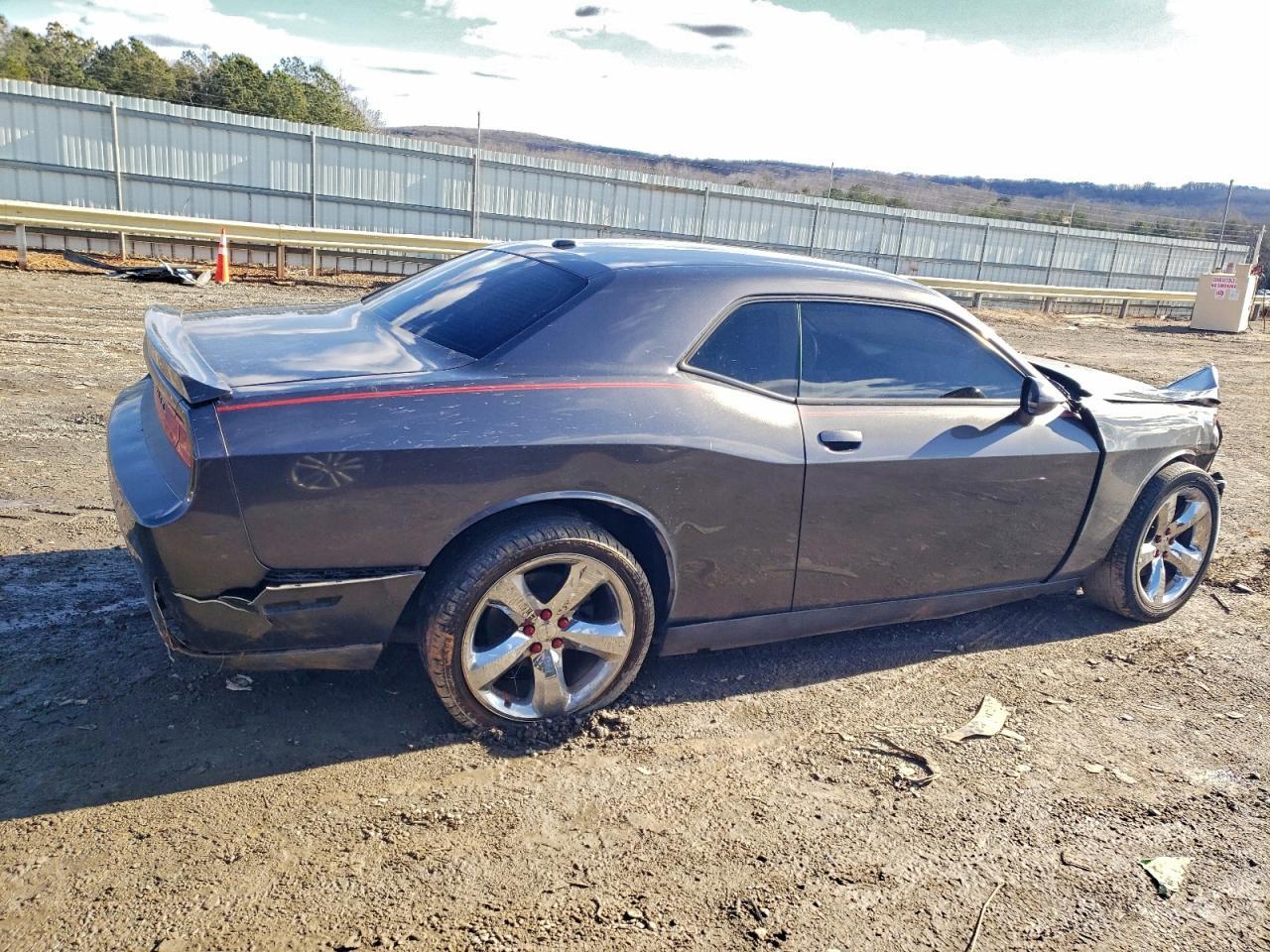 2014 Dodge Challenger Sxt - zdjęcie 3
