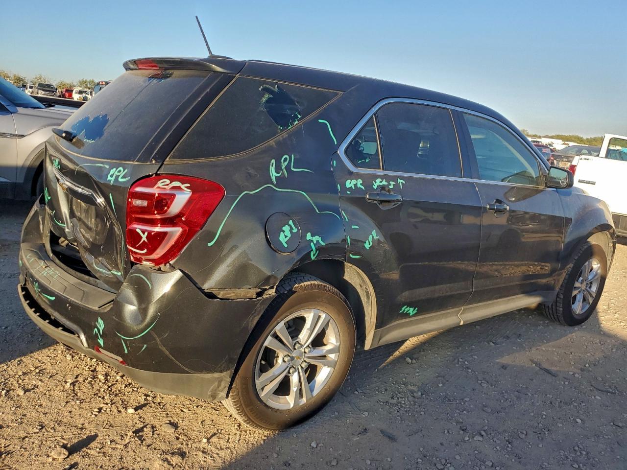2017 Chevrolet Equinox Ls - zdjęcie 3