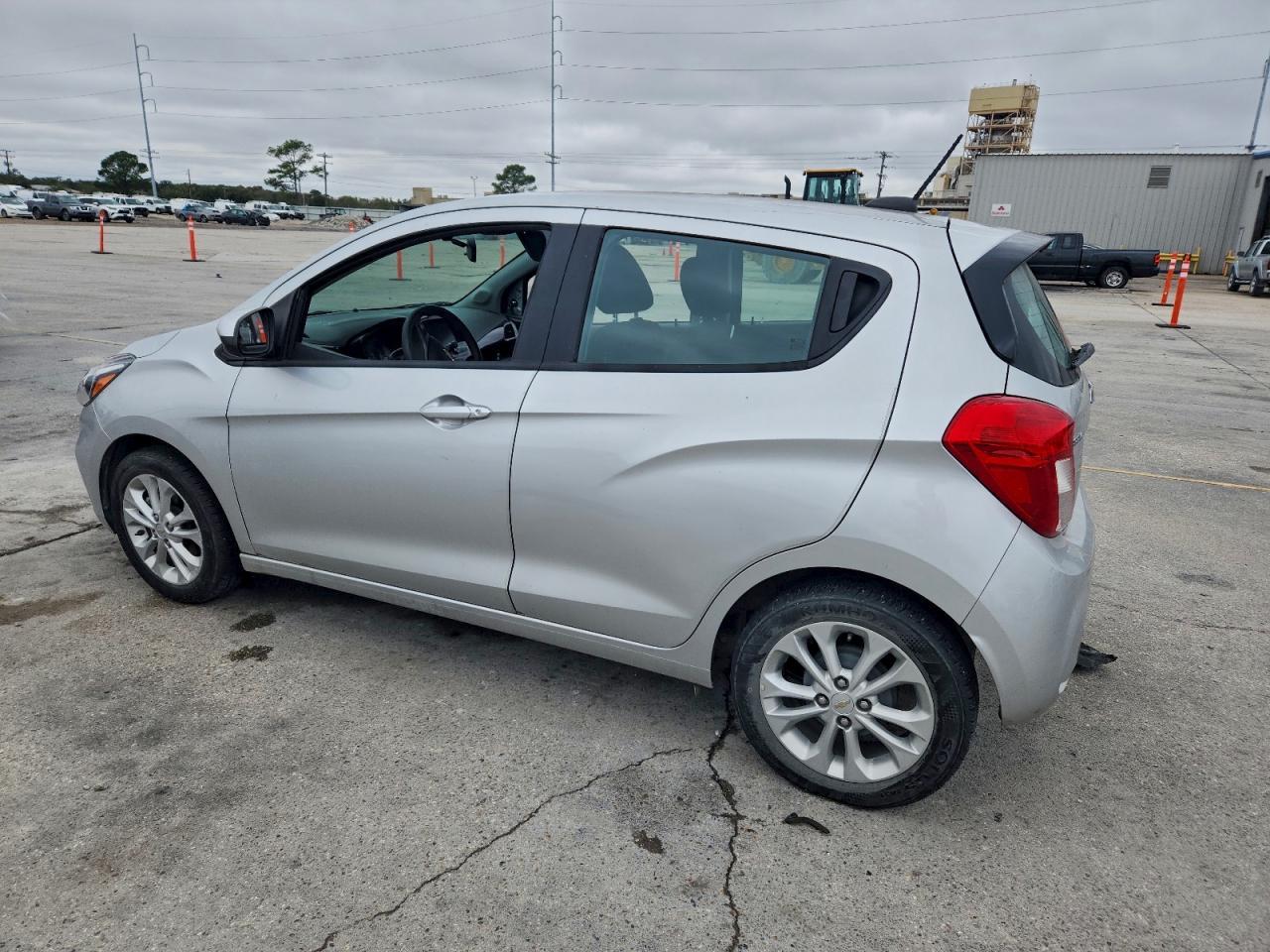 2022 Chevrolet Spark 1Lt - zdjęcie 2