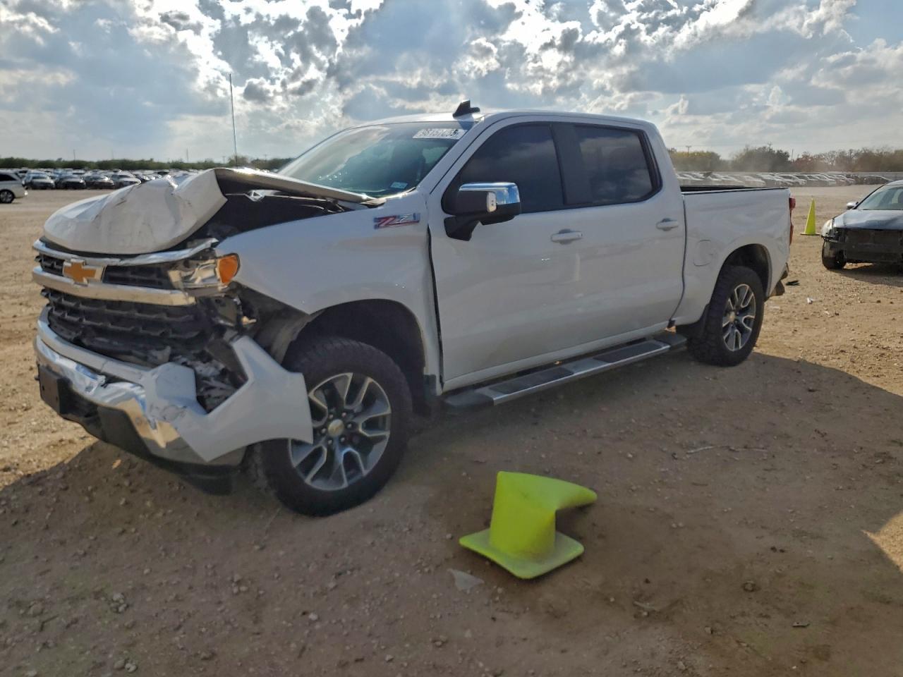 2024 Chevrolet Silverado K1500 Lt - zdjęcie główne