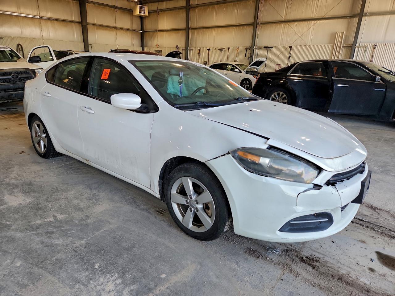 2015 Dodge Dart Sxt - zdjęcie 4