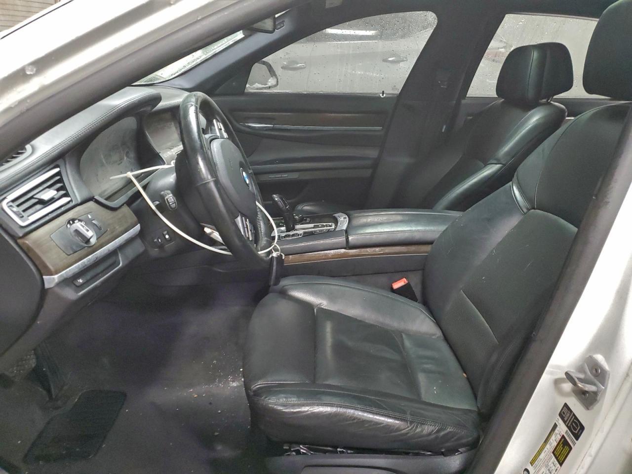 2013 BMW 750Li - zdjęcie 7