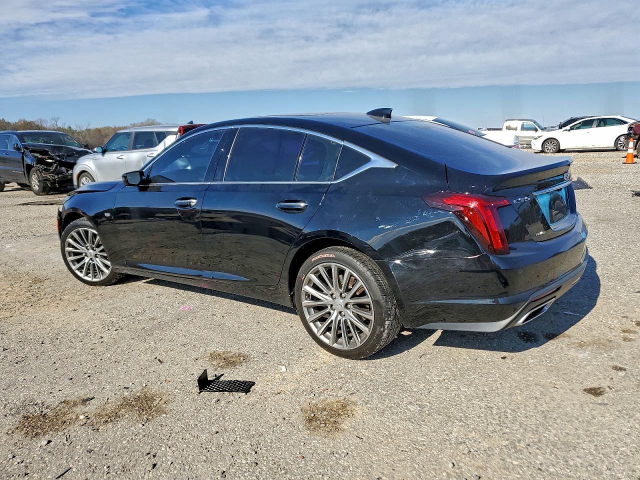 2022 Cadillac Ct5 Premium Luxury - zdjęcie 2