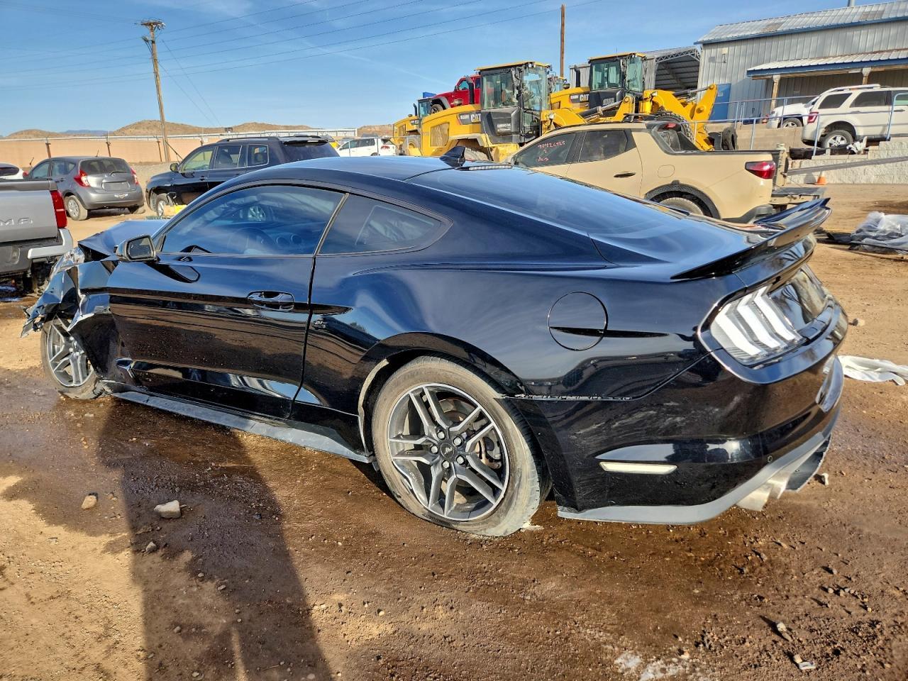 2022 Ford Mustang Gt - zdjęcie 2