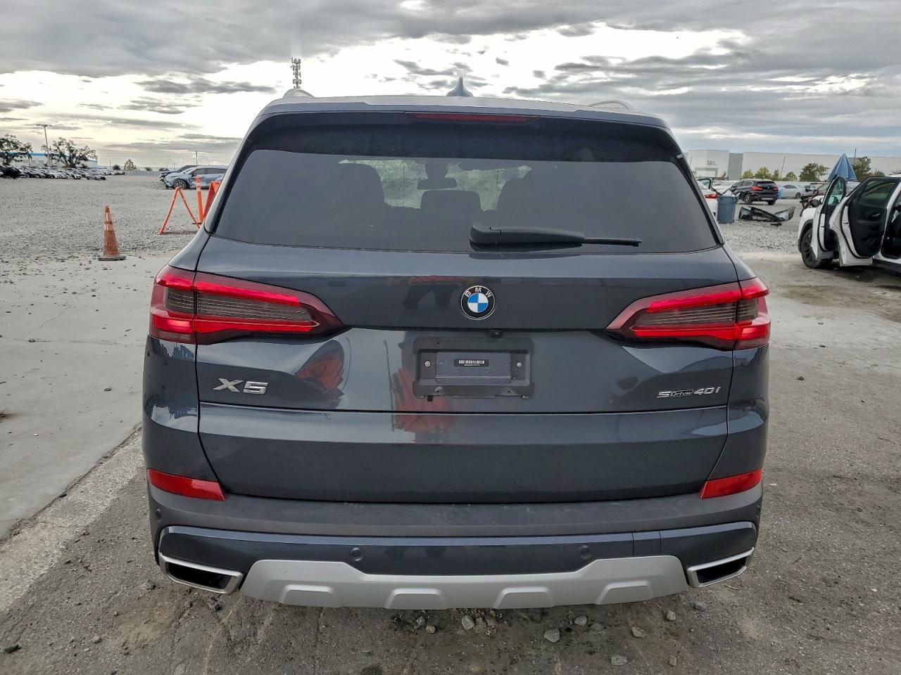 2021 BMW X5 Sdrive 40I - zdjęcie 6