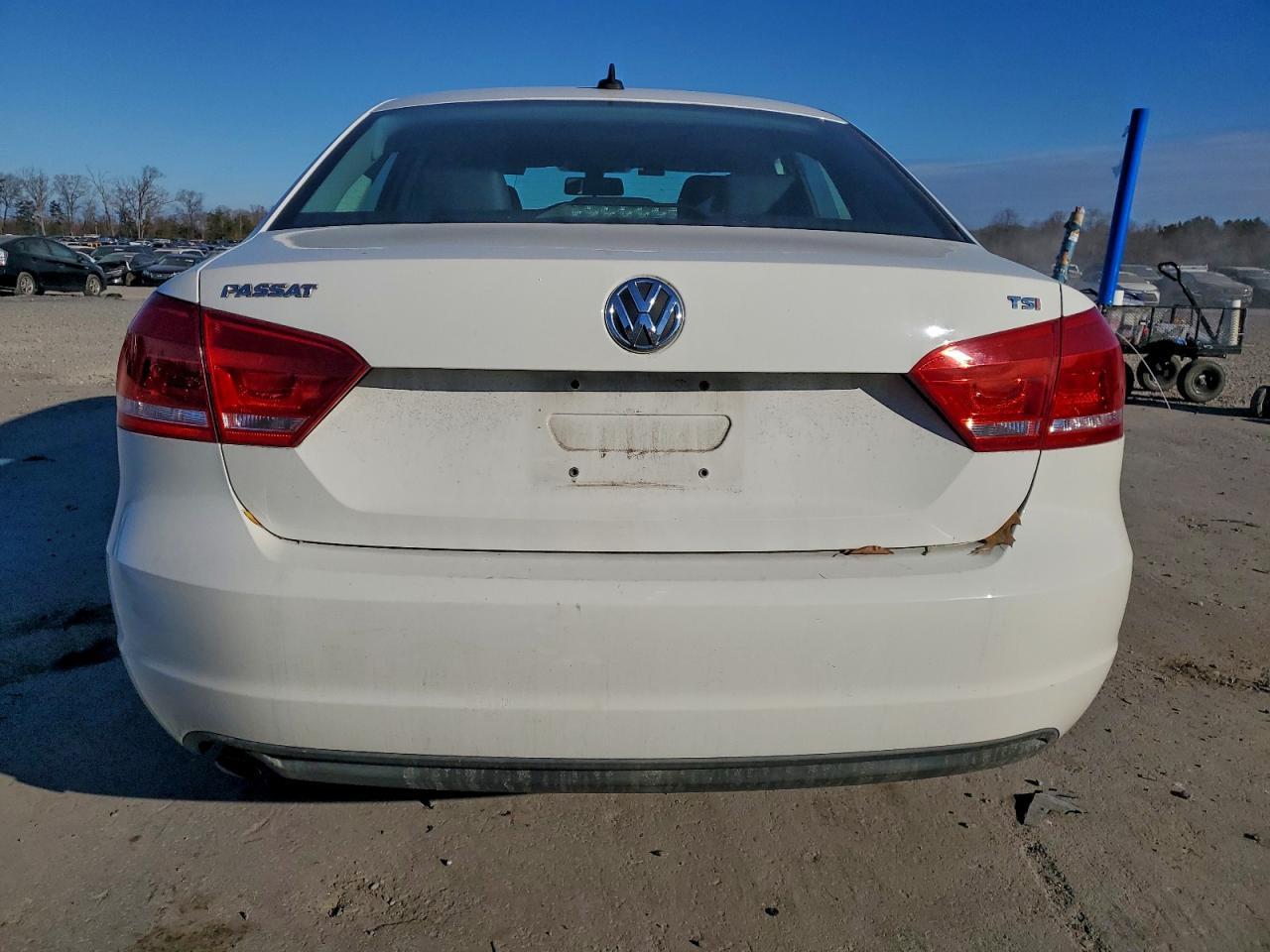 2015 Volkswagen Passat S - zdjęcie 6