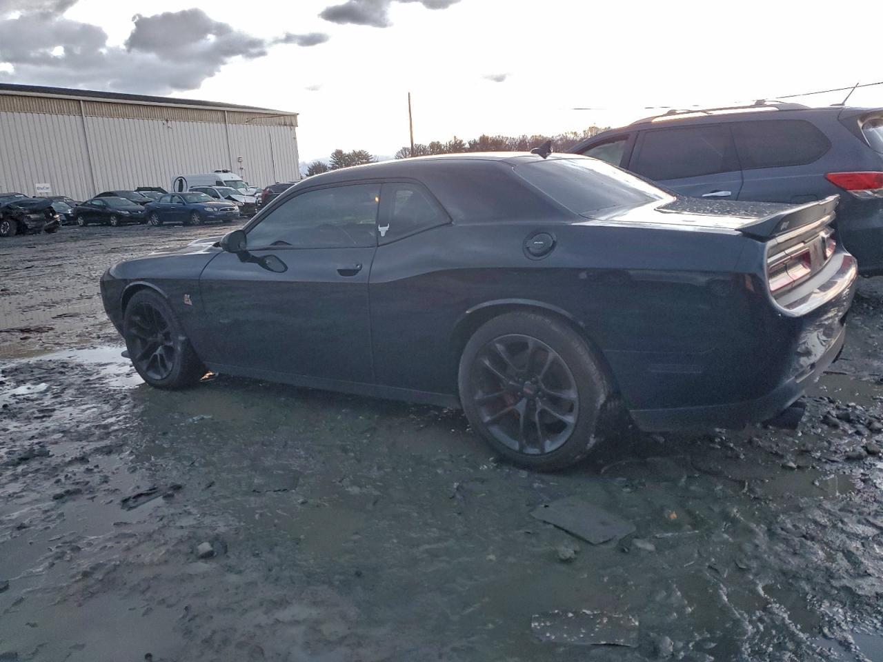 2020 Dodge Challenger R/T Scat Pack - zdjęcie 2