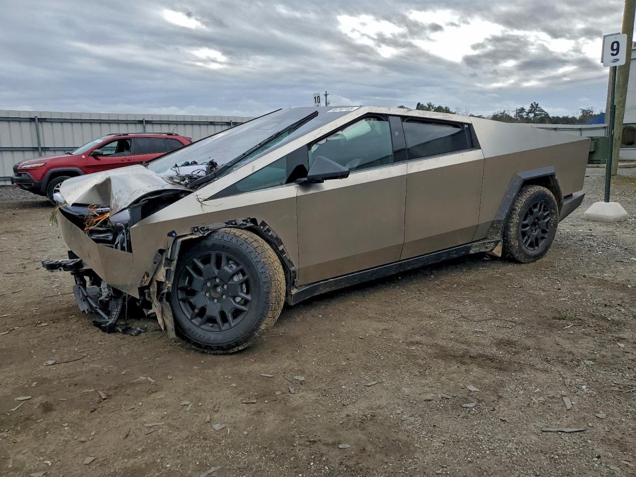 2024 Tesla Cybertruck - zdjęcie główne