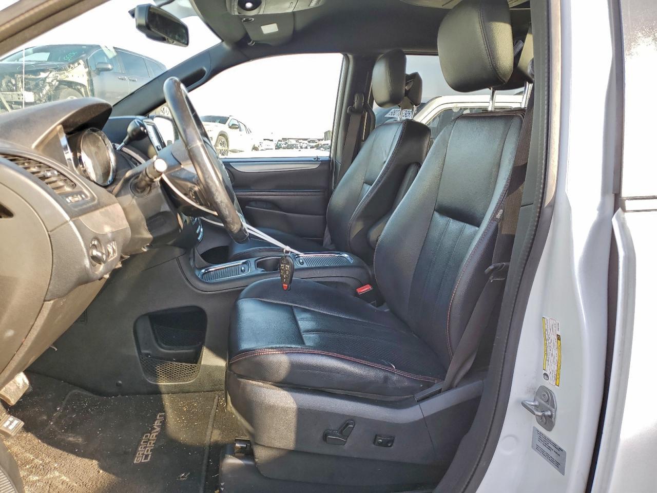 2017 Dodge Grand Caravan Gt - zdjęcie 7