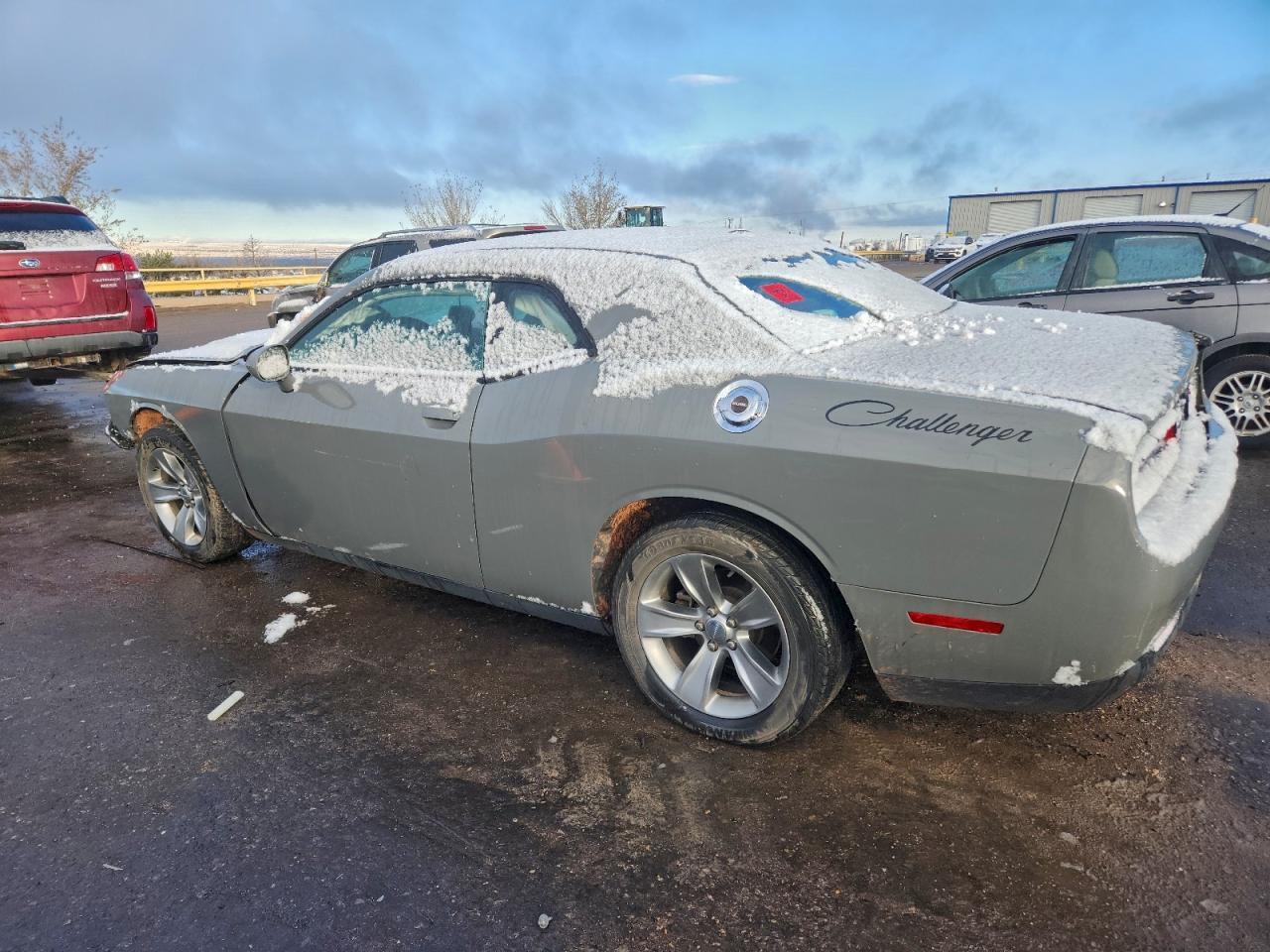 2017 Dodge Challenger Sxt - zdjęcie 2