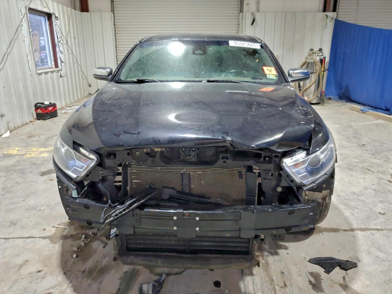 2019 Ford Taurus Limited - zdjęcie 5