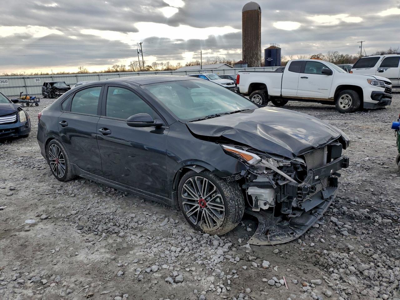 2024 Kia Forte Gt - zdjęcie 4