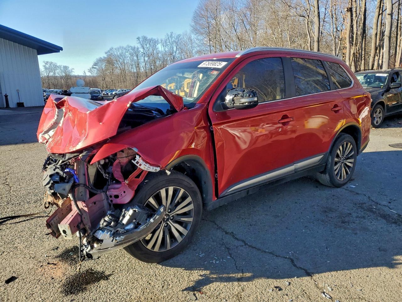 2019 Mits Outlander - zdjęcie główne