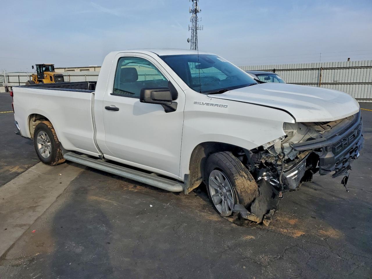 2023 Chevrolet Silverado C1500 - zdjęcie 4