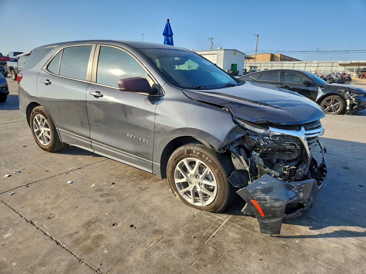 2022 Chevrolet Equinox Ls - zdjęcie 4