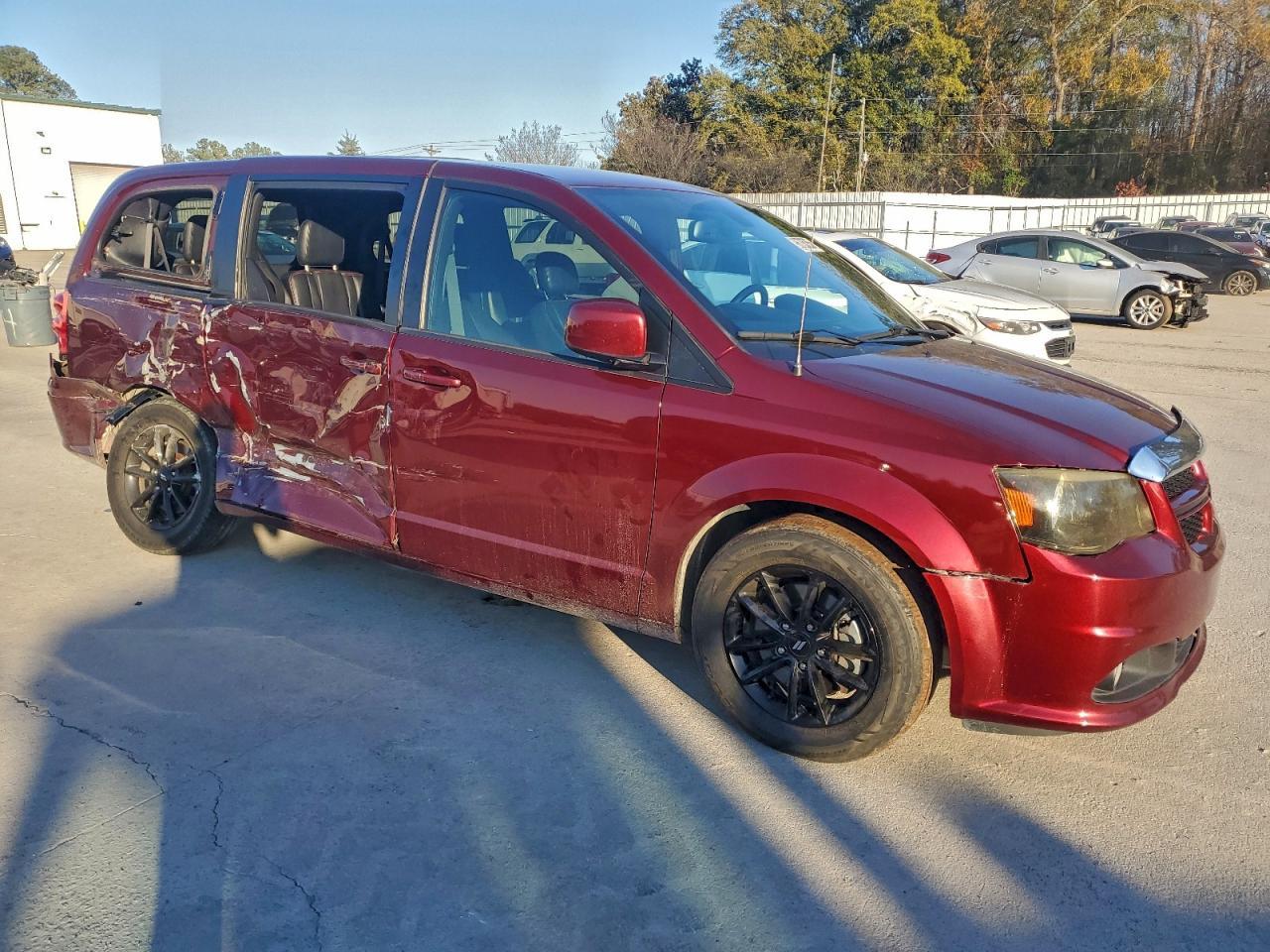 2020 Dodge Grand Caravan Gt - zdjęcie 4