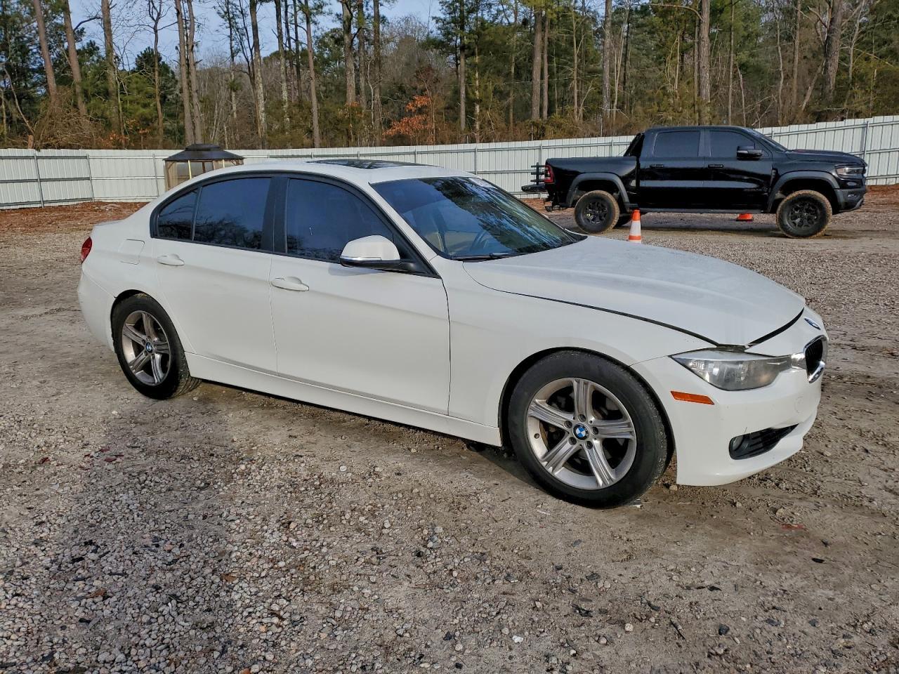 BMW Seria 3 - zdjęcie 4