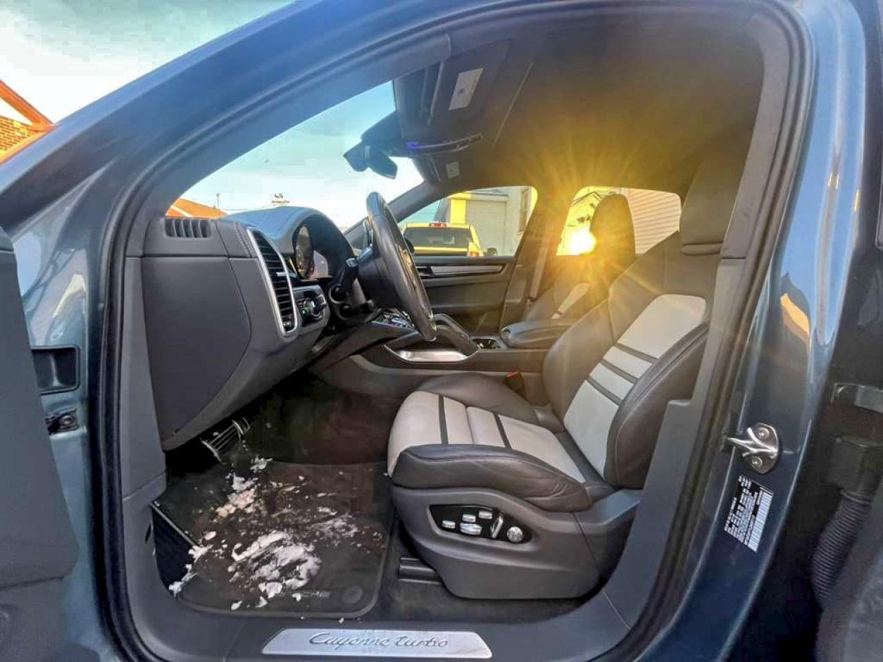 2020 Porsche Cayenne Turbo - zdjęcie 5