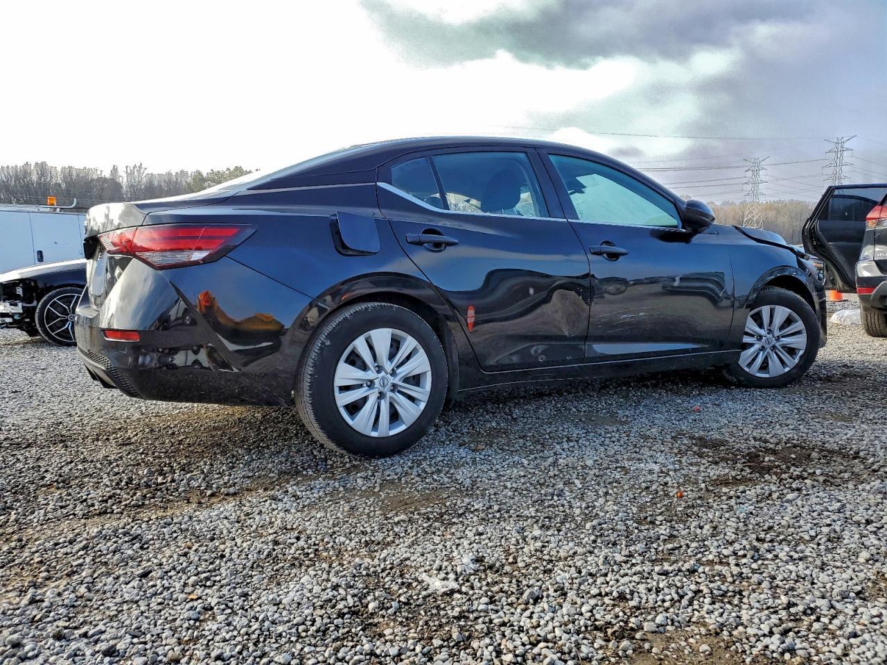 2024 Nissan Sentra S - zdjęcie 3