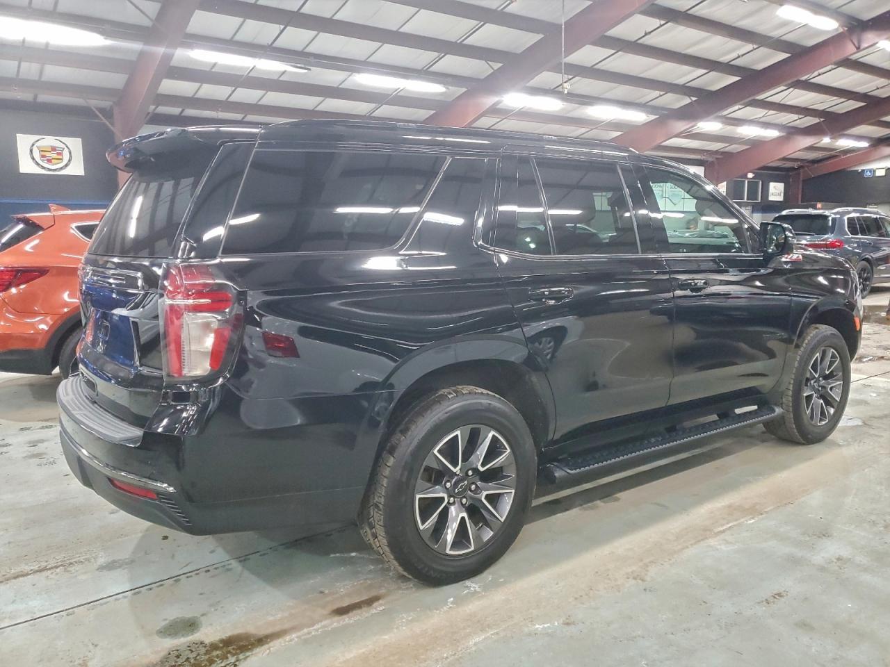 2021 Chevrolet Tahoe K1500 Z71 - zdjęcie 3