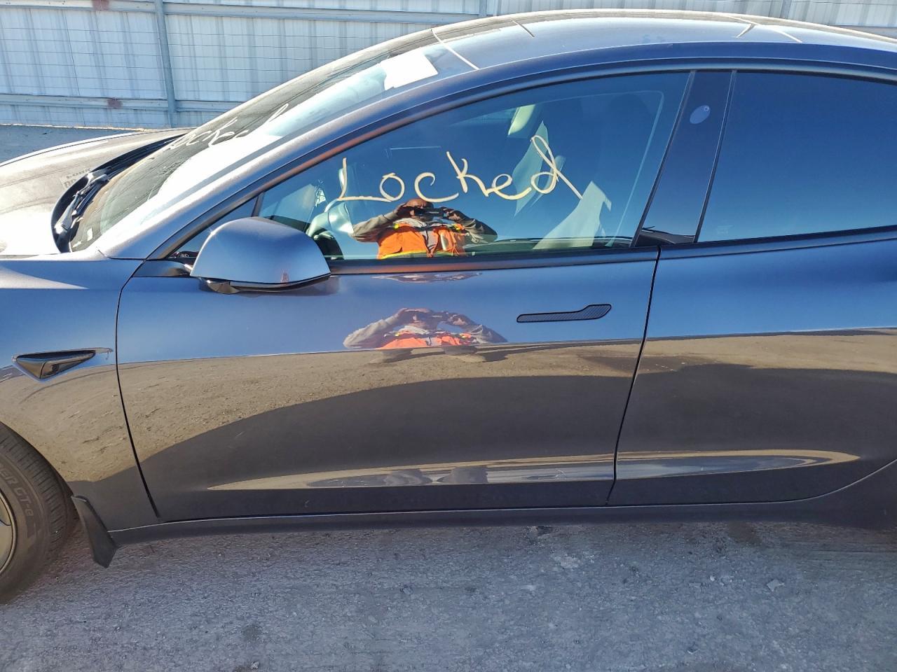 2023 Tesla Model 3 - zdjęcie 7