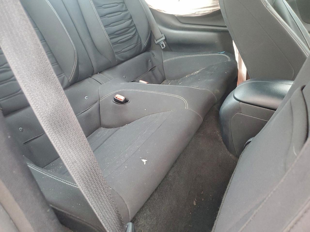 2017 Ford Mustang - zdjęcie 10