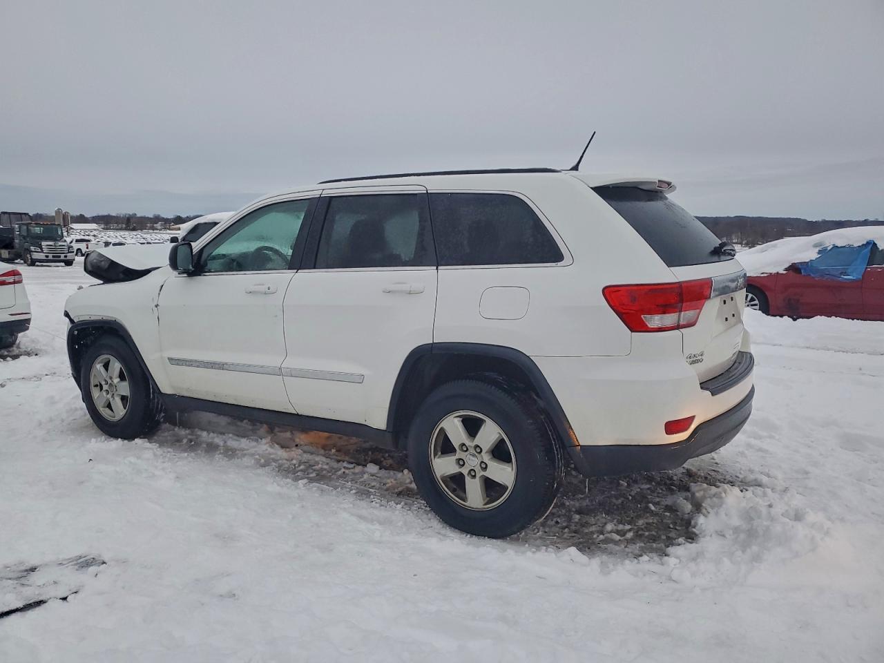 2013 Jeep Grand Cherokee Laredo - zdjęcie 2