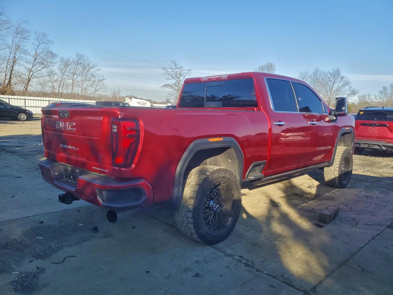 2024 GMC Sierra K2500 Denali - zdjęcie 3