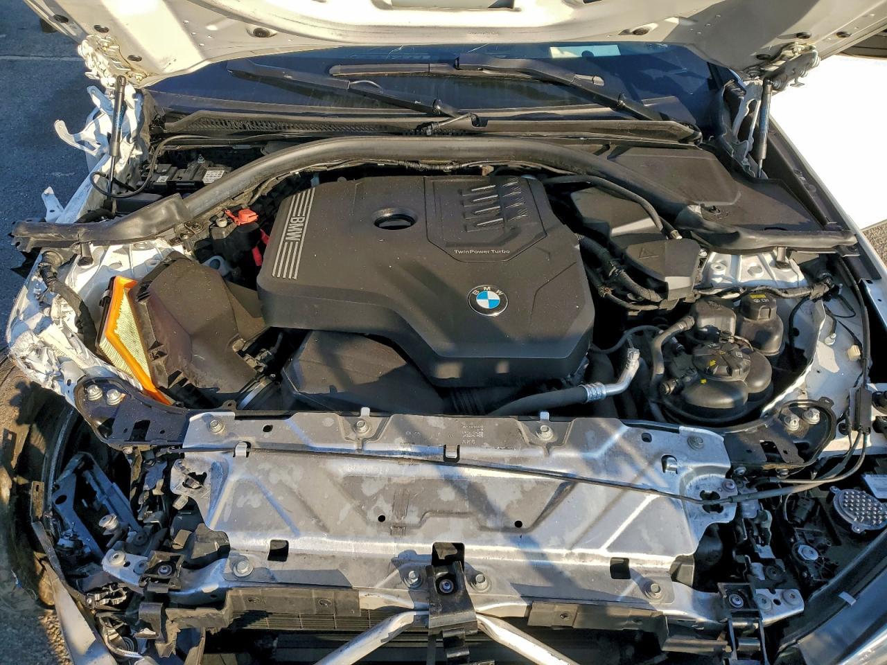 2021 BMW 330Xi - zdjęcie 11