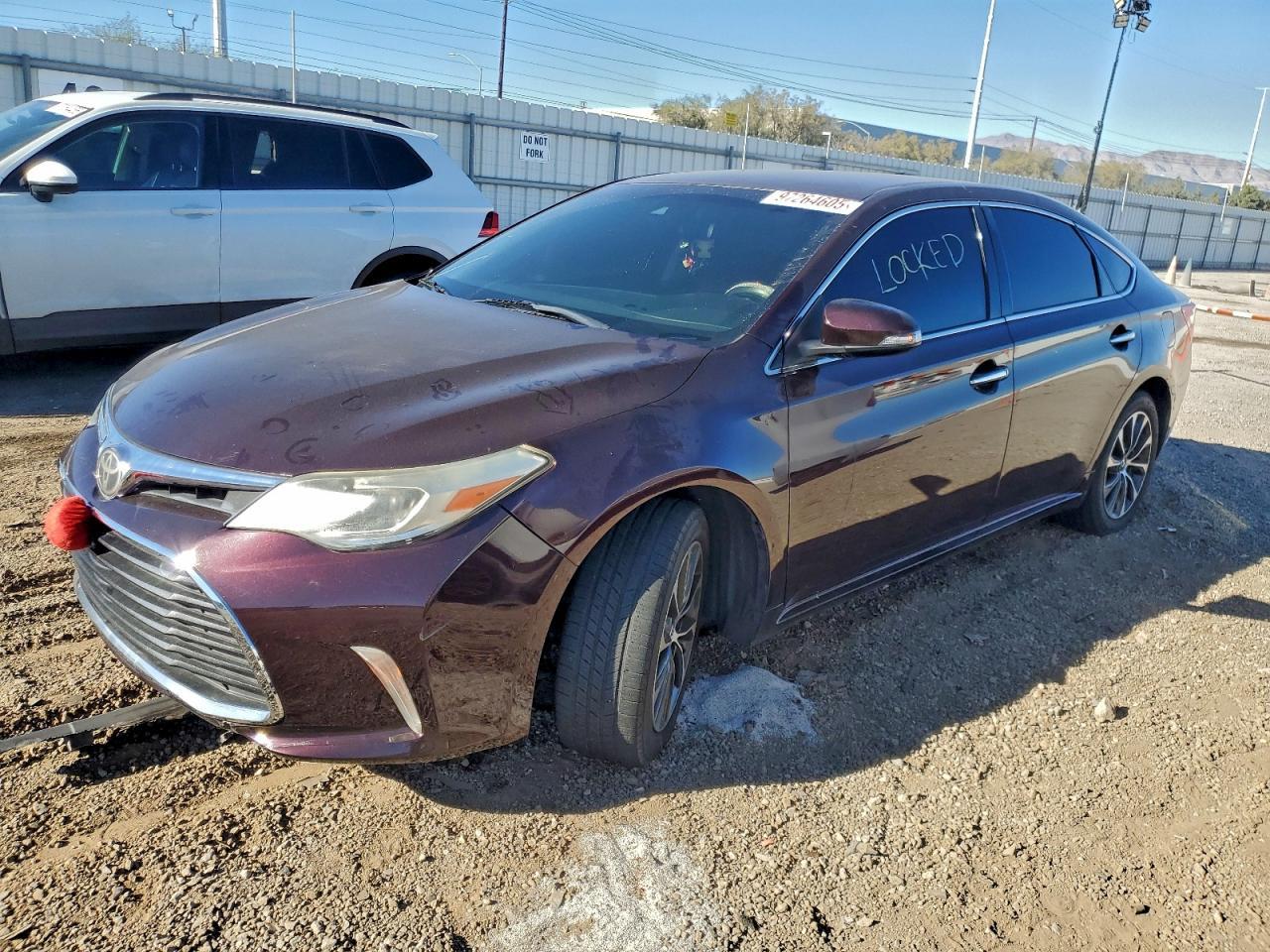 2018 Toyota Avalon Xle - zdjęcie główne
