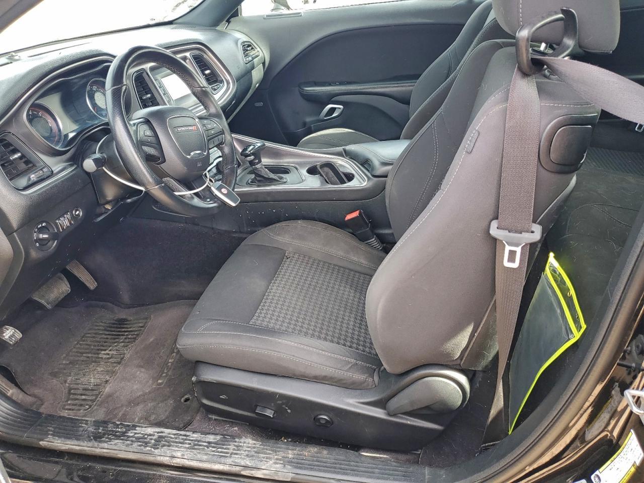 2016 Dodge Challenger Sxt - zdjęcie 7