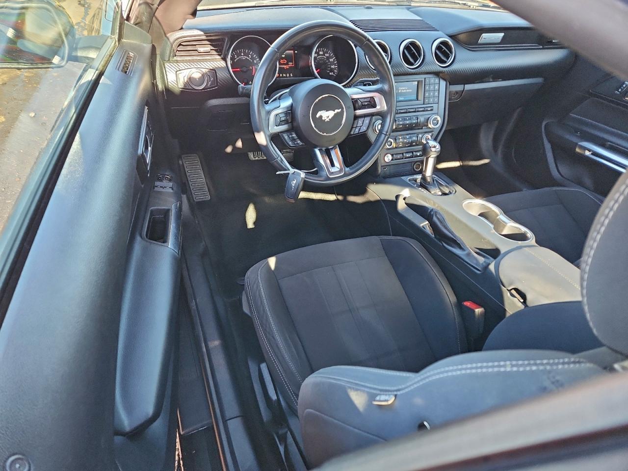 2018 Ford Mustang - zdjęcie 8