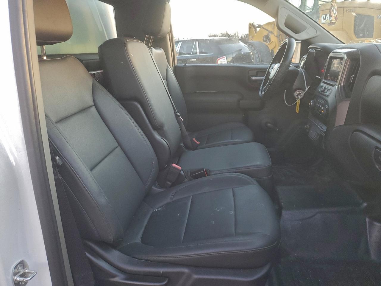 2021 Chevrolet Silverado C1500 - zdjęcie 10