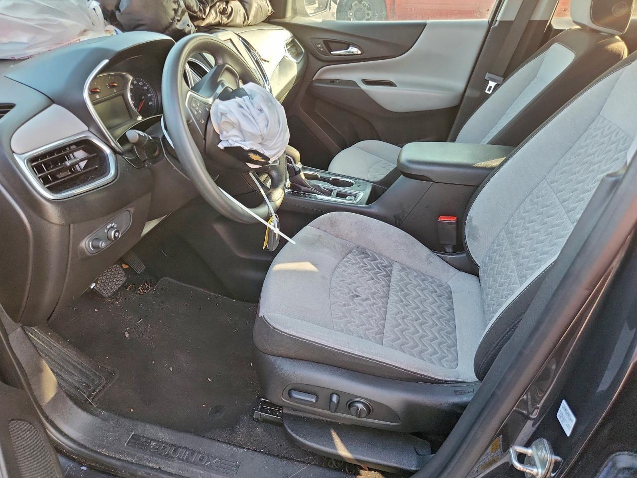 2022 Chevrolet Equinox Ls - zdjęcie 7