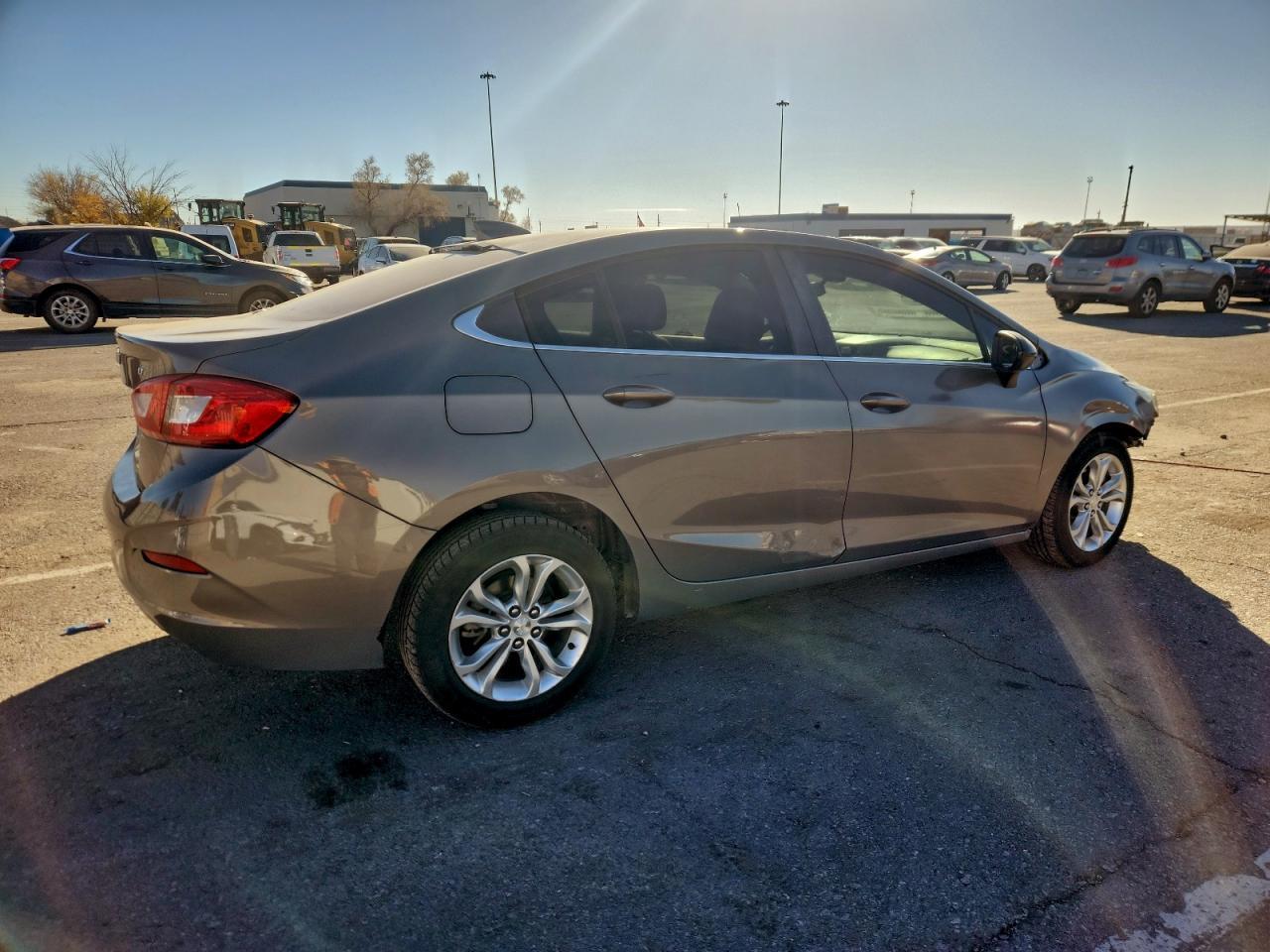 2019 Chevrolet Cruze Lt - zdjęcie 3