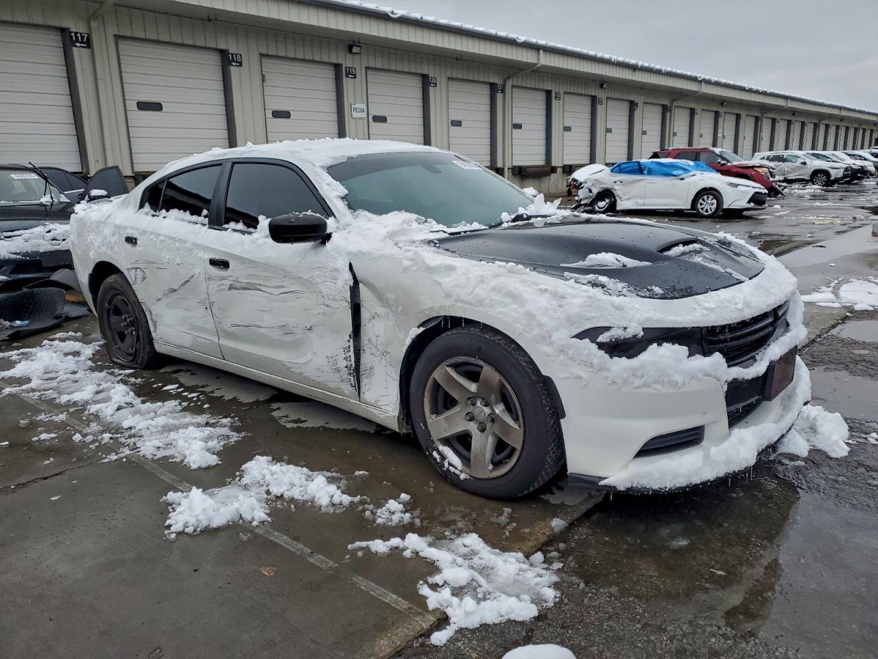 2016 Dodge Charger Police - zdjęcie 4