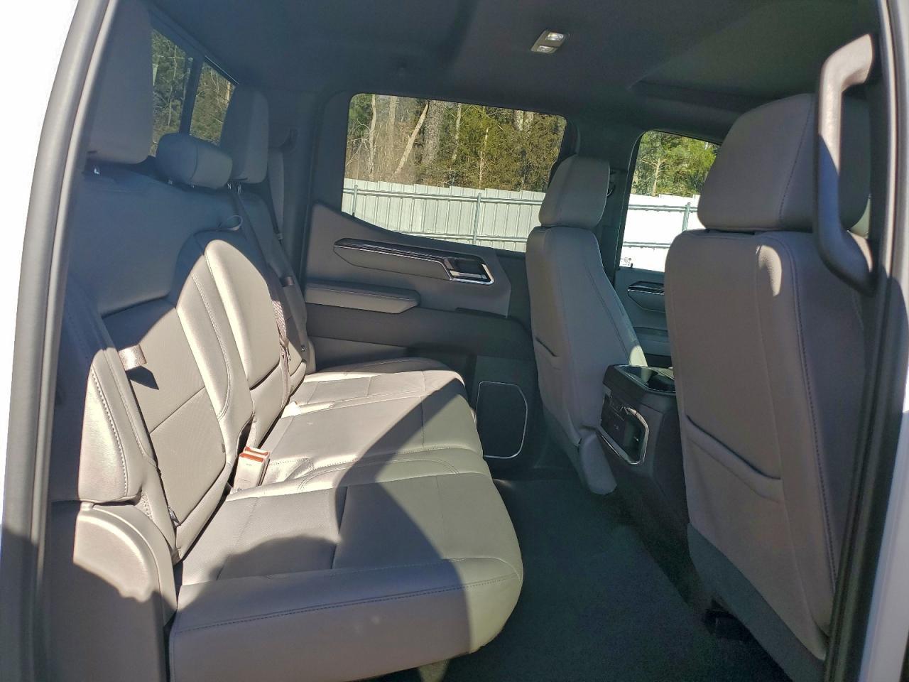 2023 Chevrolet Silverado K1500 Ltz - zdjęcie 10