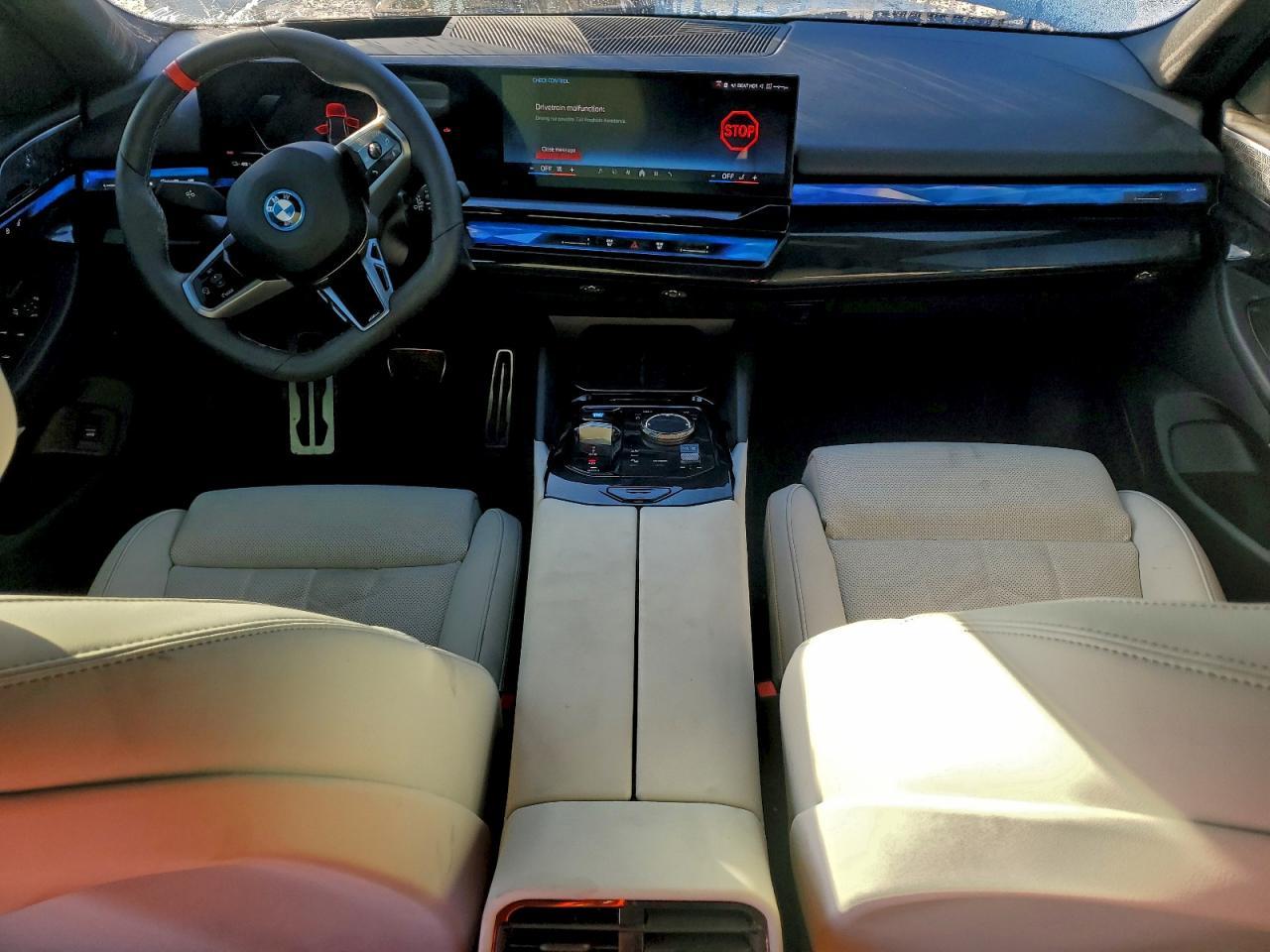 2025 BMW I5 M60 - zdjęcie 8